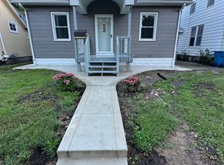 514 Pleasant St, Waterloo, IA 50702