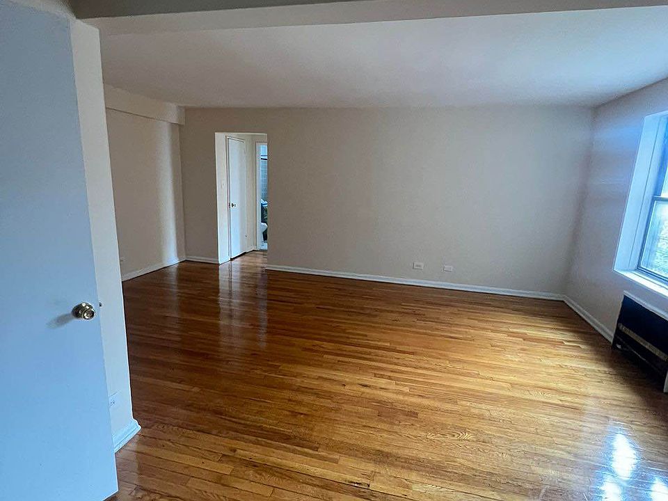 2nd image of 13905 85th Dr APT 4E