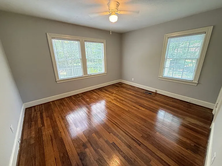 211 Dodd St NW — Photo 10