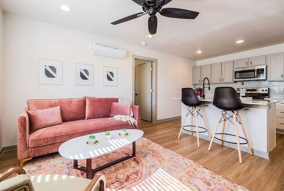 1st image of 5610 Ross Ave #10-A