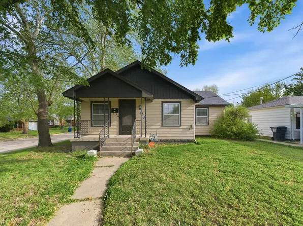 1124 W 20th St N, Wichita, KS 67203