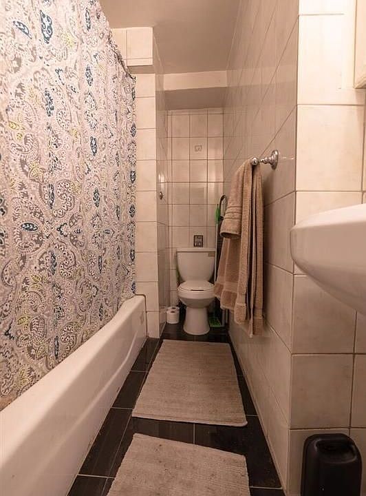 2nd image of 403 E 77th St #7C