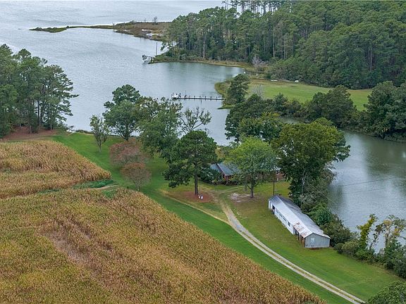 3rd image of 576 Galewood Ln