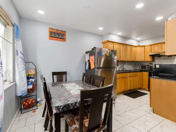 2332 Brigham Street image 4 of 16