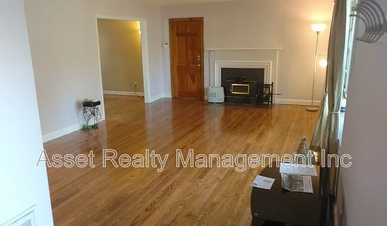 102 Eastwood Dr #1 — Photo 13