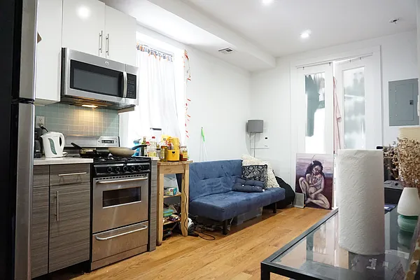 Rented by Rennit Inc. | media 36