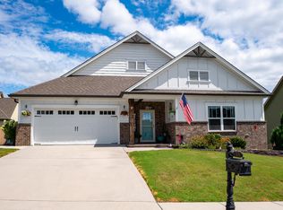 136 Spinnaker Dr, Fort Oglethorpe, GA 30742