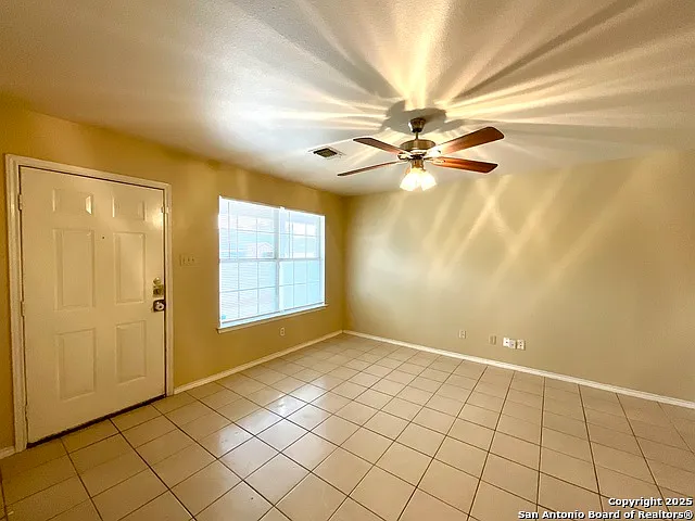 7560 Oak Chase — Photo 7
