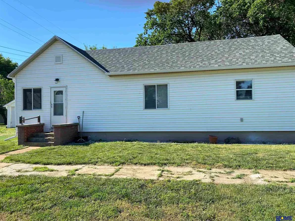 306 Main St, Alma, NE 68920