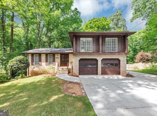 563 Navarre Dr, Stone Mountain, GA