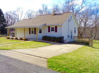 4204 Hillcrest Ave, Aliquippa, PA 15001