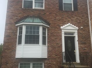 21055 Semblance Dr, Sterling, VA 20164