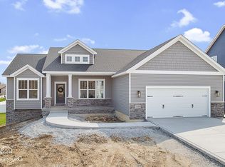 2449 Saratoga Ave, Schererville, IN 46375