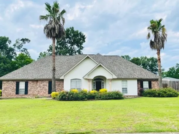 223 Sweetwater Rim, Pineville, LA 71360