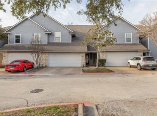 1227 Canyon Creek Cir, College Station, TX 77840