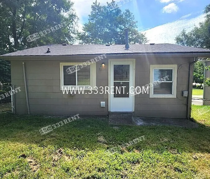 9112 McGee St — Photo 13