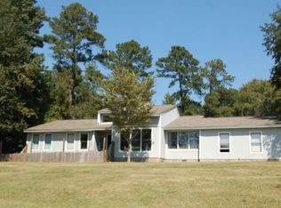 126 Lakeshore Cir, Milledgeville, GA 31061