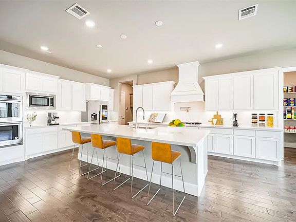 Plan 6010 kitchen - staged