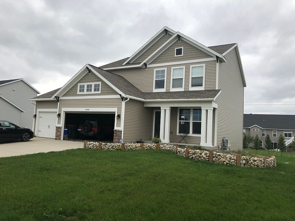 1st image of 10945 Waterpoint Dr