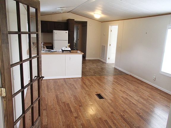 Kitchen & Dining Room