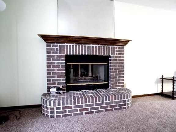 3rd image of 1422 Lindwood Dr