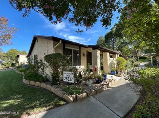 26337 Oak Highland Dr Unit A, Santa Clarita, CA 91321