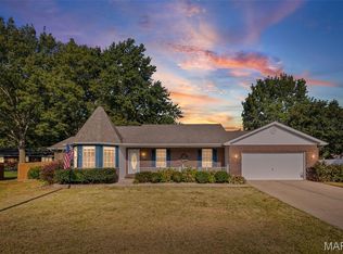 38 Cheryl Dr, Mascoutah, IL 62258