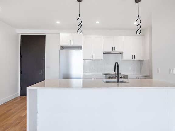 3rd image of 2266 Atlantic Ave #6C