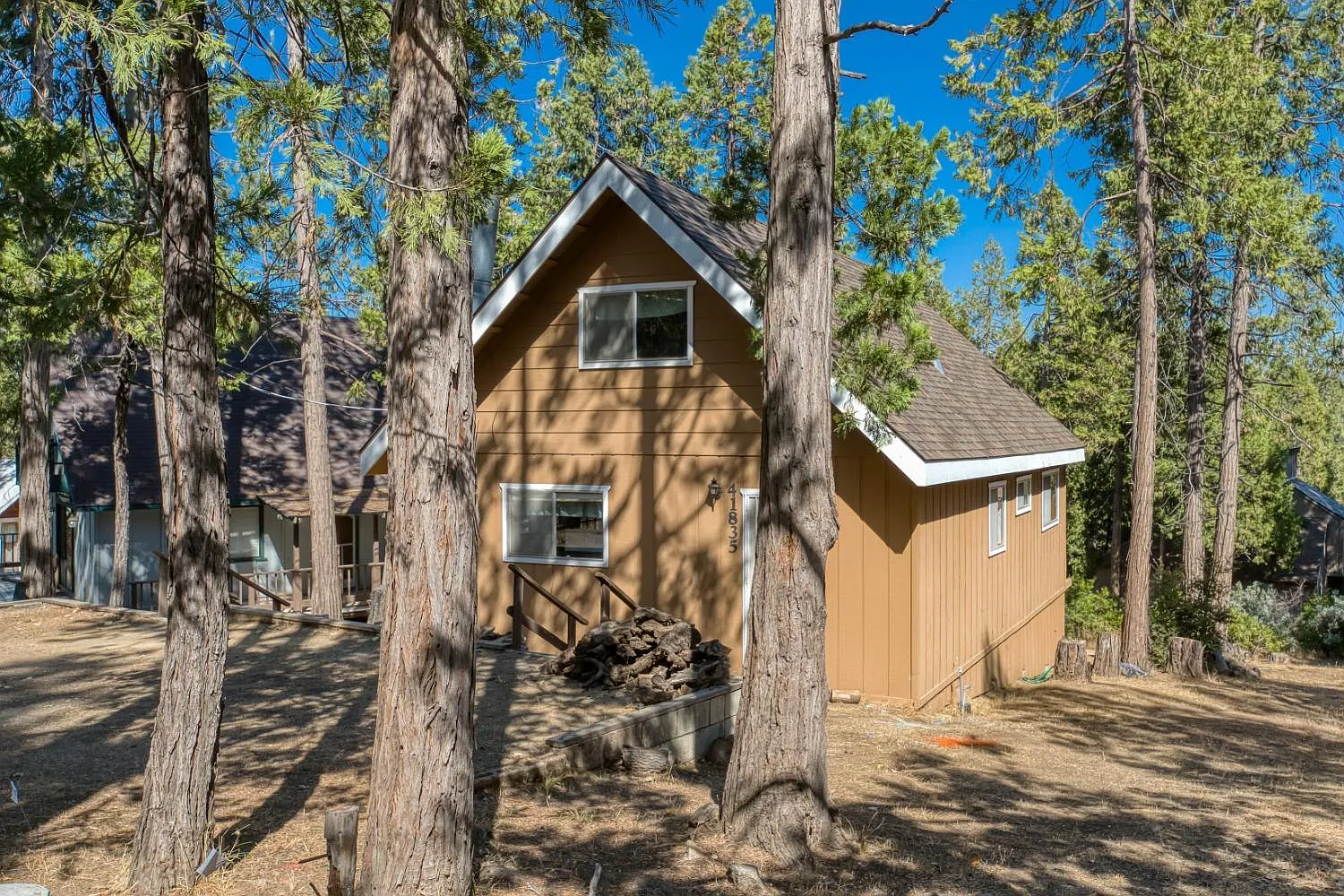 41835 Corlew Ln photo 1