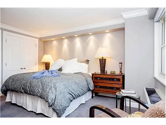 Rented by Douglas Elliman | media 6