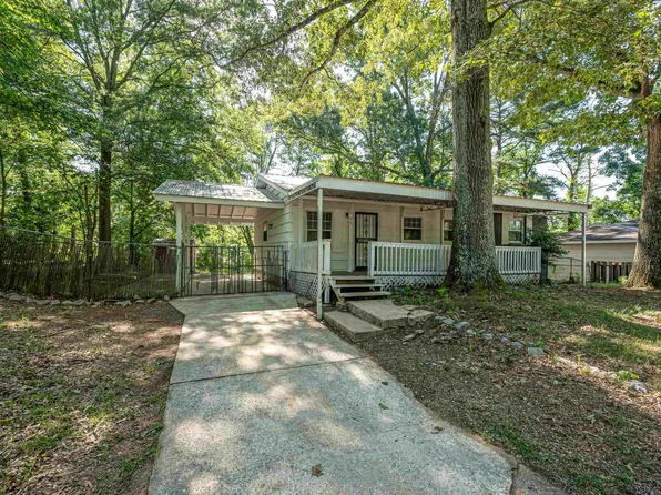 1513 Bobolink Ln NE, Center Point, AL 35215