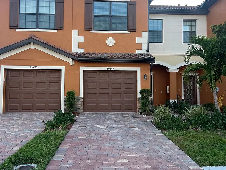 20417 Lagente Cir — Photo 1