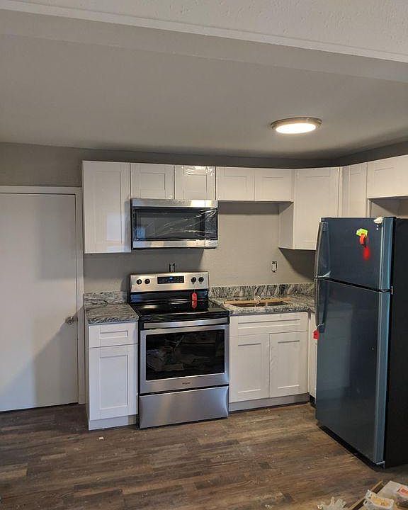 1st image of 3937 9th Ave S