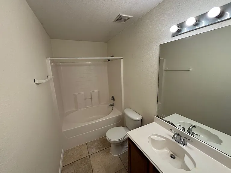3408 Saint Vincent Rd — Photo 9