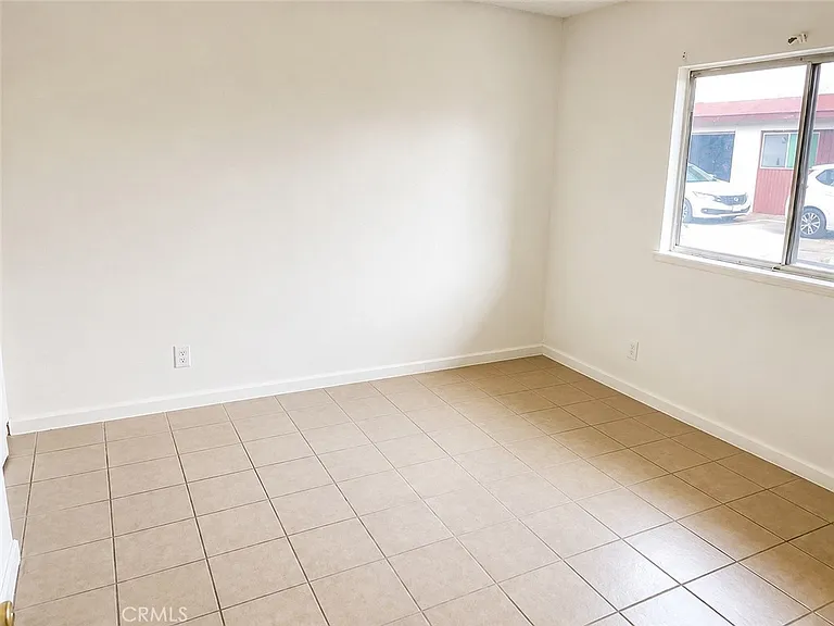 3411 W Orange Ave #1 — Photo 8