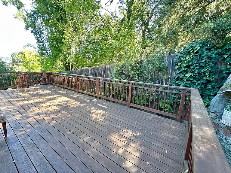 9 Bungalow Ave — Photo 15
