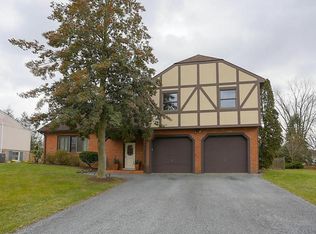 715 Southview Dr, Landisville, PA 17538