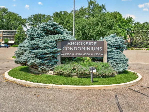 4360 Brookside Ct APT 209, Edina, MN 55436