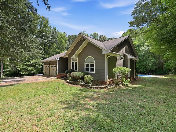 3rd image of 3844 Swepsonville Saxapahaw Rd