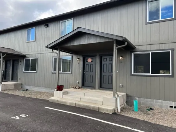 610 E Main St Unit 3D, Phoenix, OR 97535