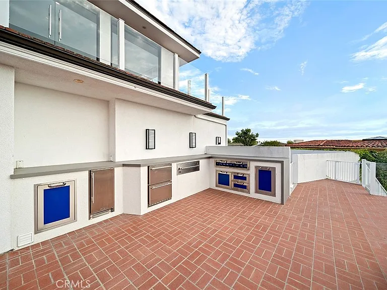 343 Emerald Bay — Photo 26