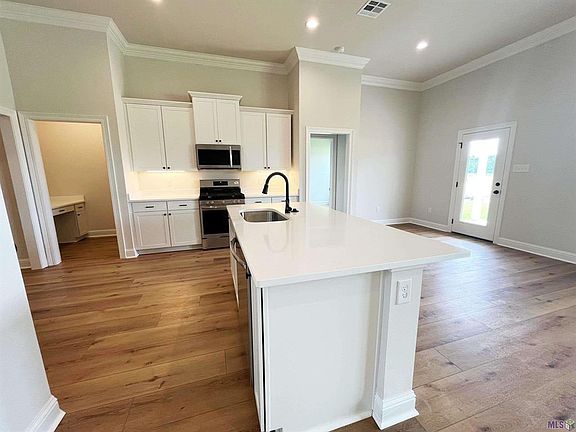 5th image of 44295 Huntley Rd