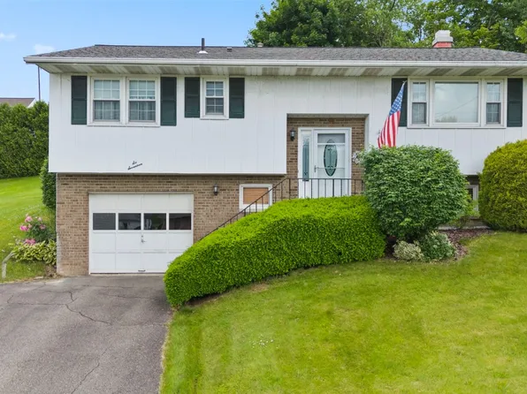 617 Hill Ave, Endicott, NY 13760