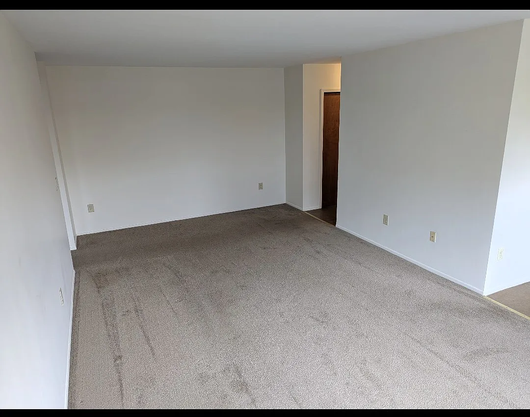 1 bed, 728 sqft, $1,650 — Photo 4
