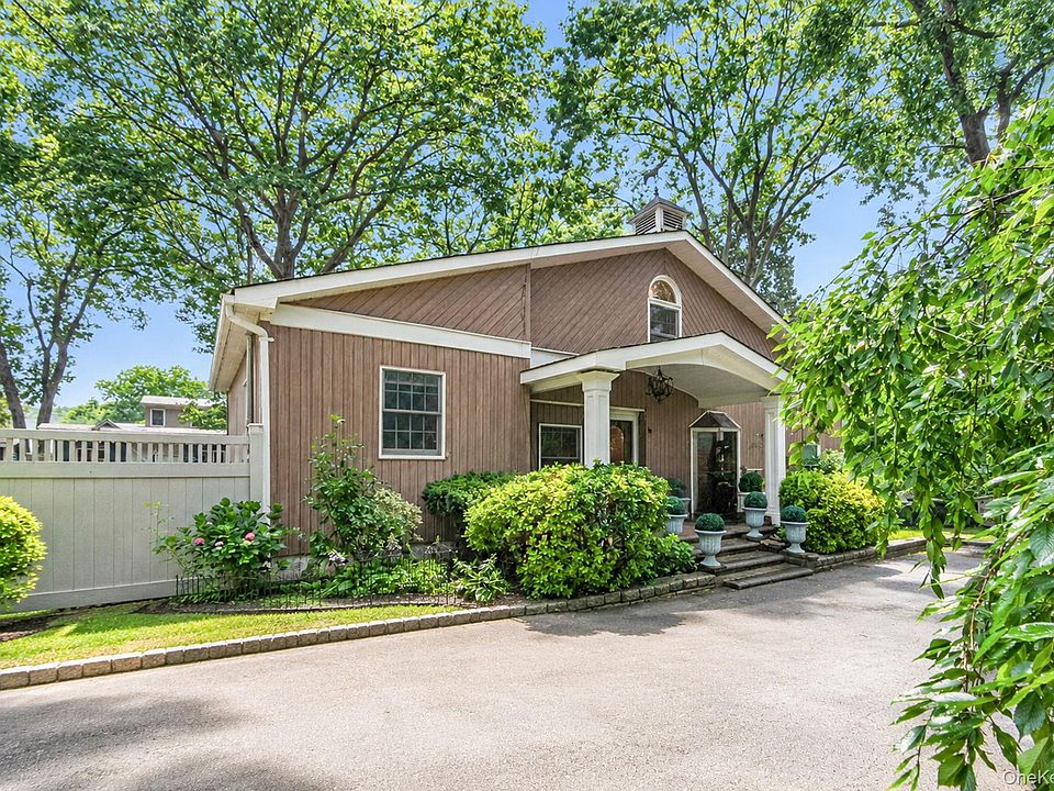 1st image of 208 Avenue C