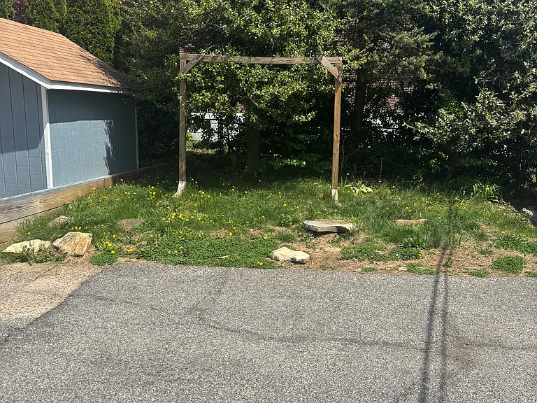 329 N Oak Ave — Photo 11