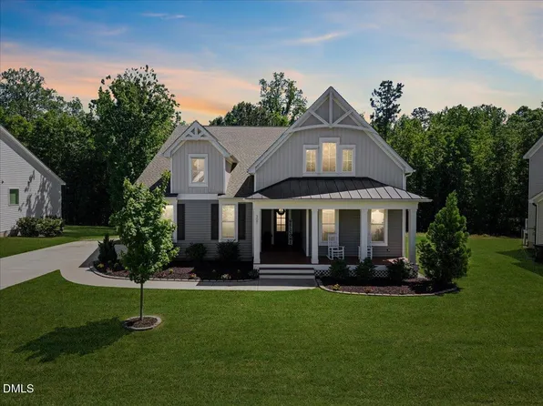 307 Amber Oak Dr, Selma, NC 27576