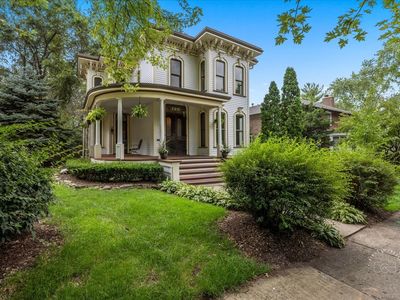 123 N Prairie St, Batavia, IL, 60510