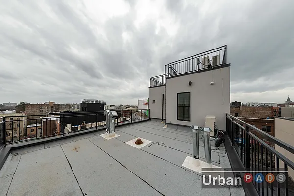 Rented by Urban Pads | media 30
