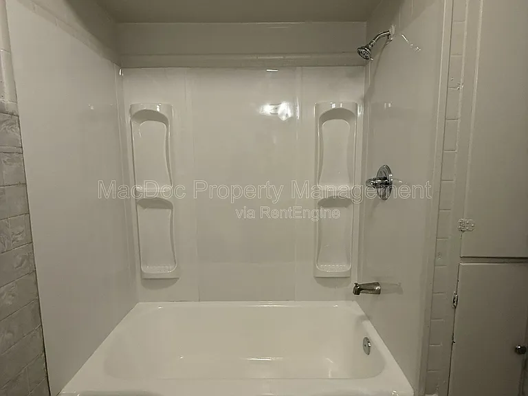 503 Pratt St — Photo 21